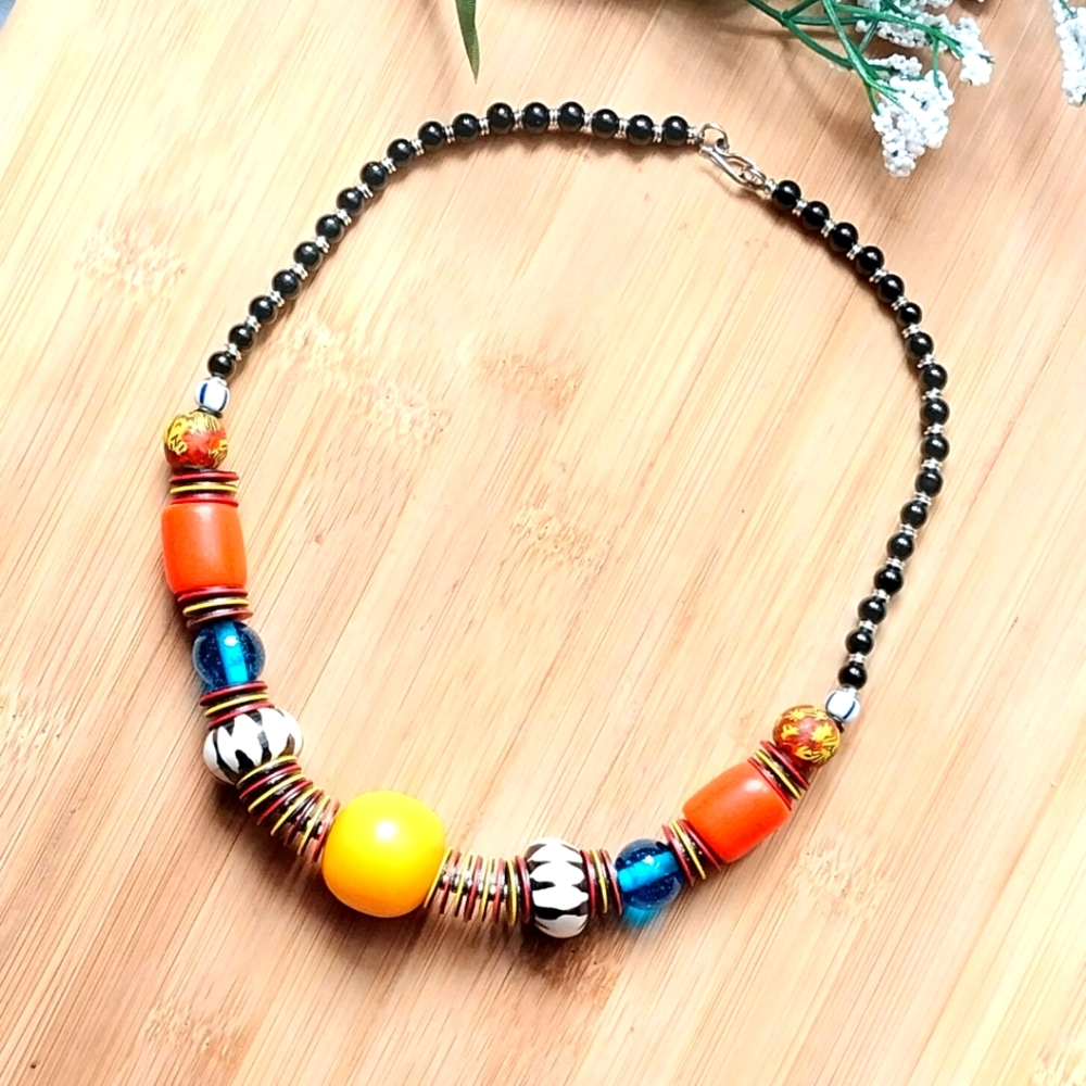 1PC Beautiful Kenyan Modern Trade Bead Necklace - Picture 5 of 5